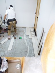 カーペットからフローリングに変更してすっきり広々　大田区M様邸